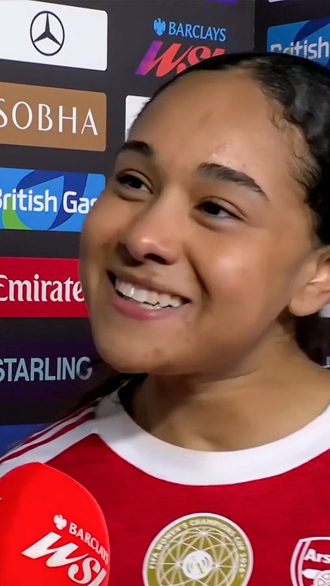 Her smile while talking about scoring at the emirates😭😭😭