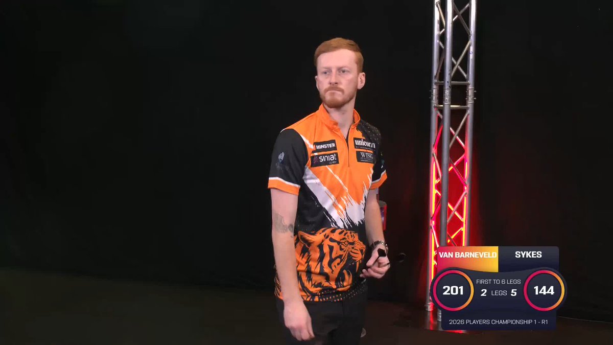 SYKES GETS PAST BARNEY! Tom Sykes goes double-double to confirm his spot in the Round Two of PC1, which sealed a 6-2 victory over Raymond van Barneveld! 📺 #PC1