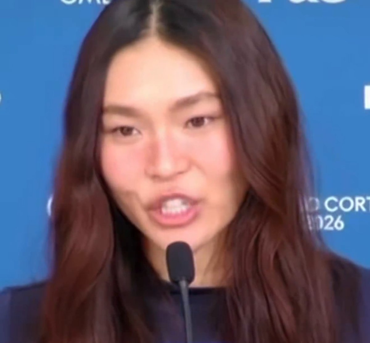 BREAKING: US Olympian Chloe Kim, who has immigrant parents, speaks out: “In moments like these it’s really important for us to unite. We are allowed to voice our opinions on what’s going on. I think we need to lead with love and compassion.” I’m so happy that so many Olympians are not hesitant to speak out for what they believe in even when they know the president could try to bully them.