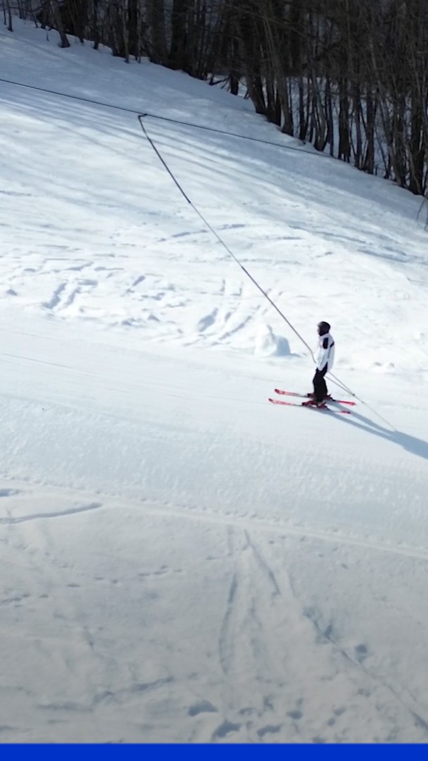 🎿 "Tout le monde pensait qu’on allait au crash": dans cette station savoyarde, le forfait de ski est gratuit Notre reporter Robin Bernaud s’est rendu à Saint-Colomban-des-Villards (Savoie)