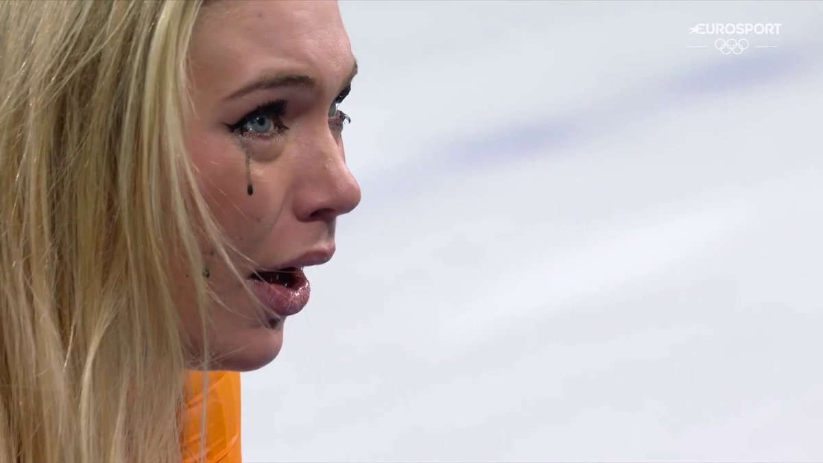 🥺 Las lágrimas de Jutta Leerdam, campeona olímpica en 1000m. 🫶🏼 Su gesto de amor hacia Jake Paul. Puro Hollywood en #MilanoCortina2026 ✨