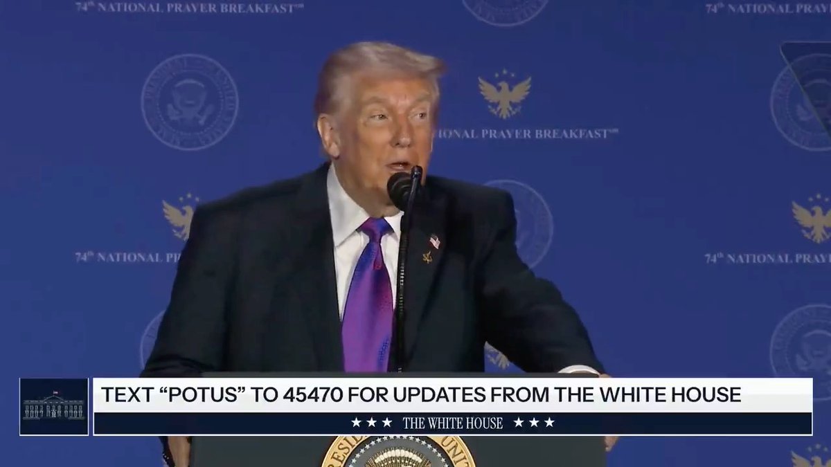 🚨 BREAKING: According to claims circulating online, Bible sales in the U.S. reached their highest level in 100 years during President Trump’s first year back in office.