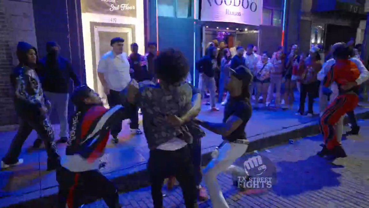 Crazy brawl breaks out on 6th Street Austin TX 2-8-2026 2 guys knocked out in big brawl ATX #fight #knockout
