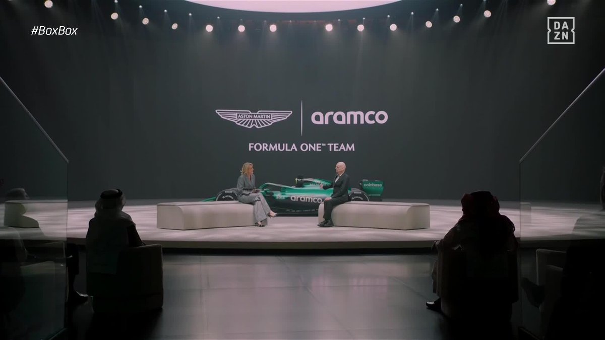 « Lorsque Lance a pris la piste pour la première fois, Lawrence et moi étions ensemble dans les stands et nous avions les larmes aux yeux. Le voyage jusqu'à Barcelone a été long et riche en émotions. » 🥺 Adrian Newey, sur les débuts de l’AMR26. #F1