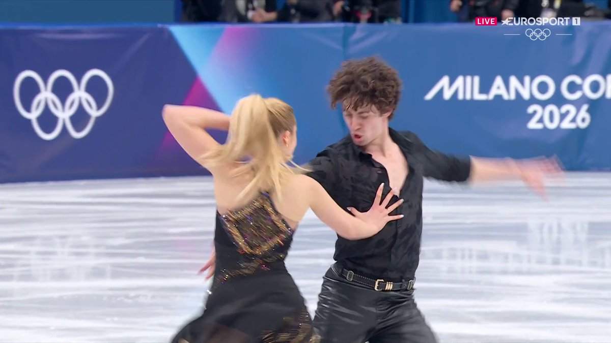 Toda la vida esperando este momento y ha merecido la pena: Sofía Val y Asaf Kazimov 🇪🇸 han soportado la presión de ser los primeros en actuar, han brillado y se han metido en la final en sus primeros Juegos Olímpicos. ENORMES.