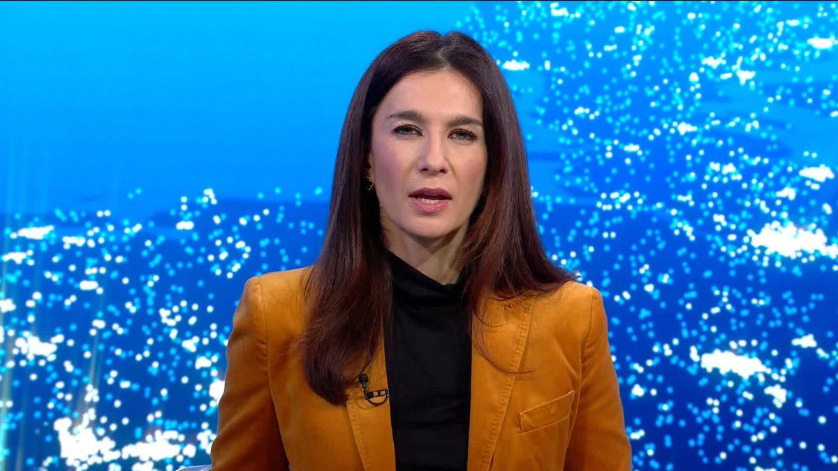 BREAKING: The US TV presenter Savannah Guthrie has posted a new video online sharing her family's desperation for her missing 84yo mother. Today is the deadline for the ransom demanded by her abductors. 🌎