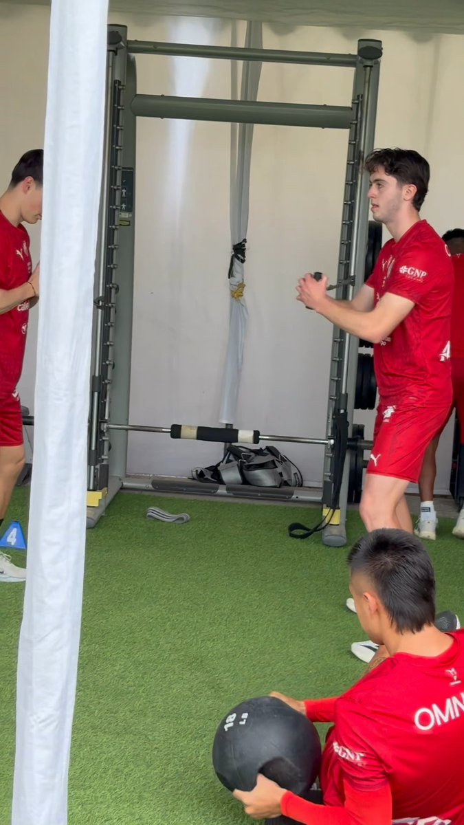 🇦🇹 Activado el cuerpo para el trabajo en cancha 🔥
