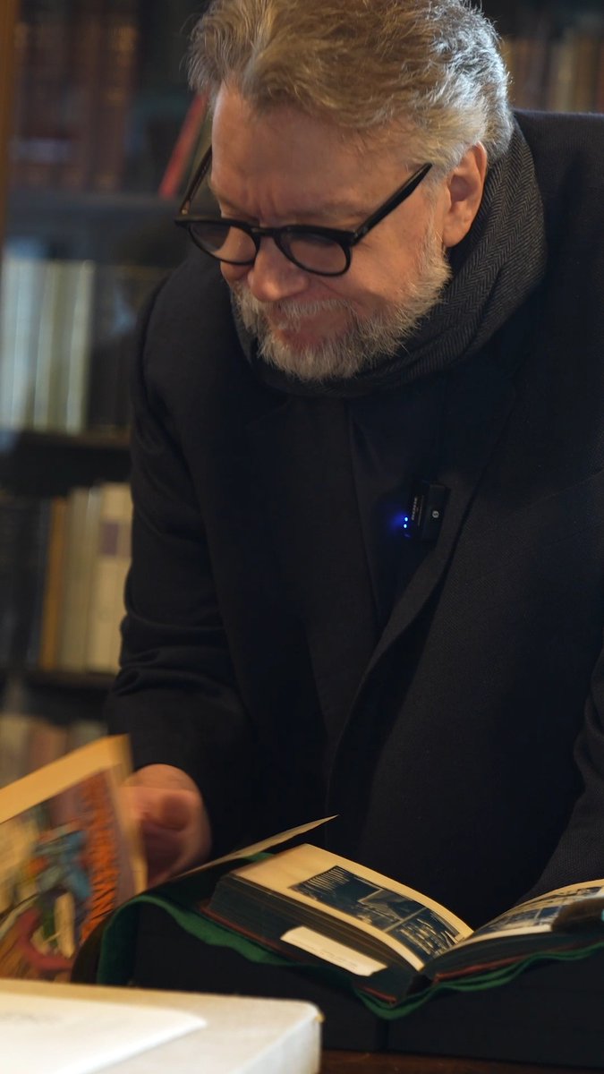 Filmmaker Guillermo del Toro (Guillermo del Toro) recently visited The New York Public Library to explore the original works and artifacts of Mary Shelley, the visionary author of "Frankenstein; or, The Modern Prometheus." Shelley’s Gothic masterpiece inspired del Toro’s own acclaimed adaptation, Frankenstein Film. Join him and NYPL curators behind the scenes of our Carl H. Pforzheimer Collection, which archives the lives of Mary Wollstonecraft Shelley, Percy Bysshe Shelley, and their inner circle.