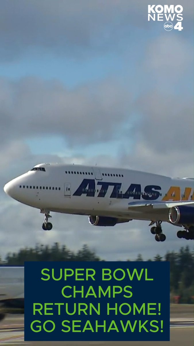 Welcome home, Seahawks! Fresh off of their second Super Bowl in franchise history, the Seahawks landed at Sea-Tac with huge smiles. 🏈 Go hawks!