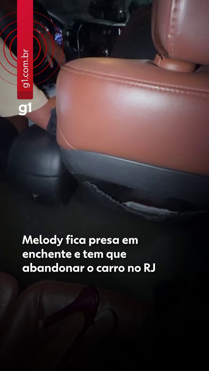 Melody fica presa em enchente e tem que abandonar carro na Zona Norte do Rio #g1