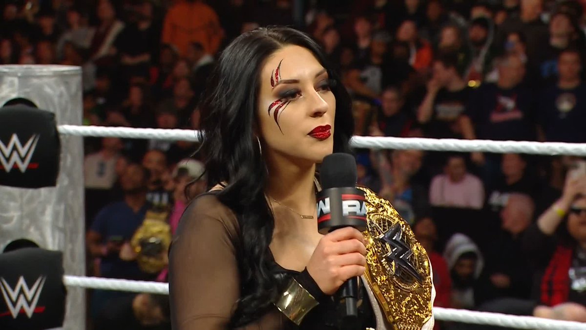 "You talk too much." 😳 Stephanie Vaquer has heard ENOUGH from LIV Morgan!