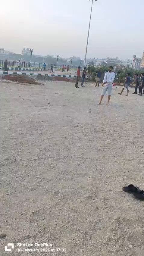 #Hyderabad: Before its official launch, #NallaCheruvu in #Kukatpally is already alive. #People from nearly 5 km around are thronging the lake for #walks, #games, and #leisure. The same #lake where #HYDRAA cleared #encroachments in September 2024, once criticised, is now drawing #public praise as thousands enjoy the #reclaimedspace. HYDRAA