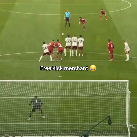 Szoboszlai on a free-kick right now is genuinely automatic. When he steps up, it doesn’t even feel like a set piece… It feels like a penalty from 25 yards. 😮‍💨🎯