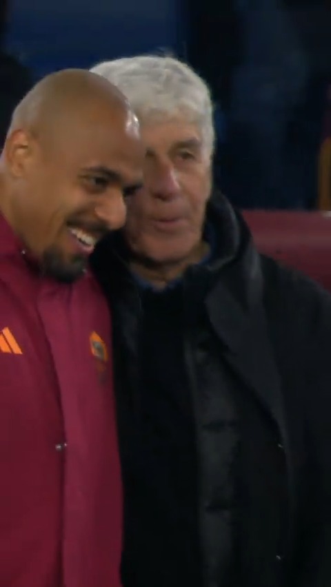 Per San Valentino trovate qualcuno che vi abbracci come Gasperini con Malen โฅ๏ธ #Roma #DAZN #SerieAEnilive