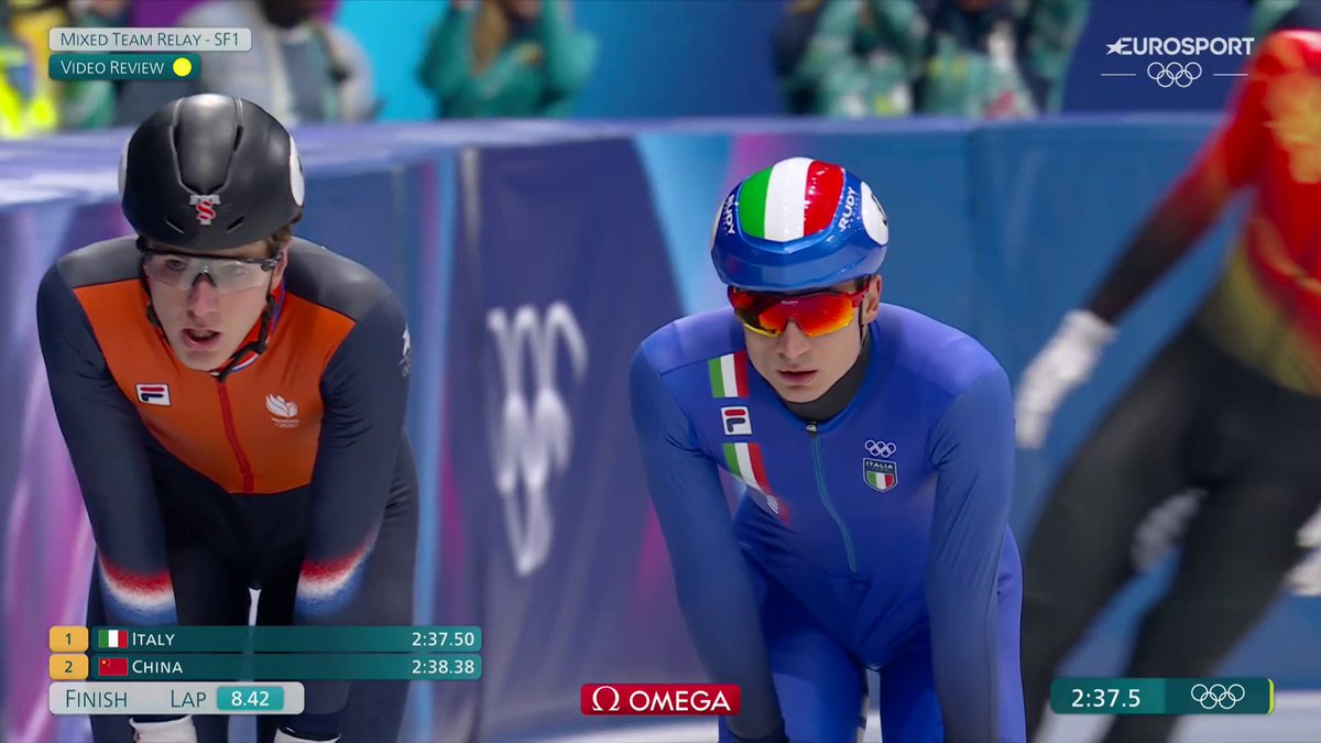 GRANDI RAGAZZI: SIAMO IN FINALE! Chiara Betti, Arianna Fontana, Thomas Nadalini e Pietro Sighel sbaragliano la concorrenza e si qualificano da primi per la finalissima della staffetta mista di Short Track! Seconda la Cina, fuori l'Olanda.