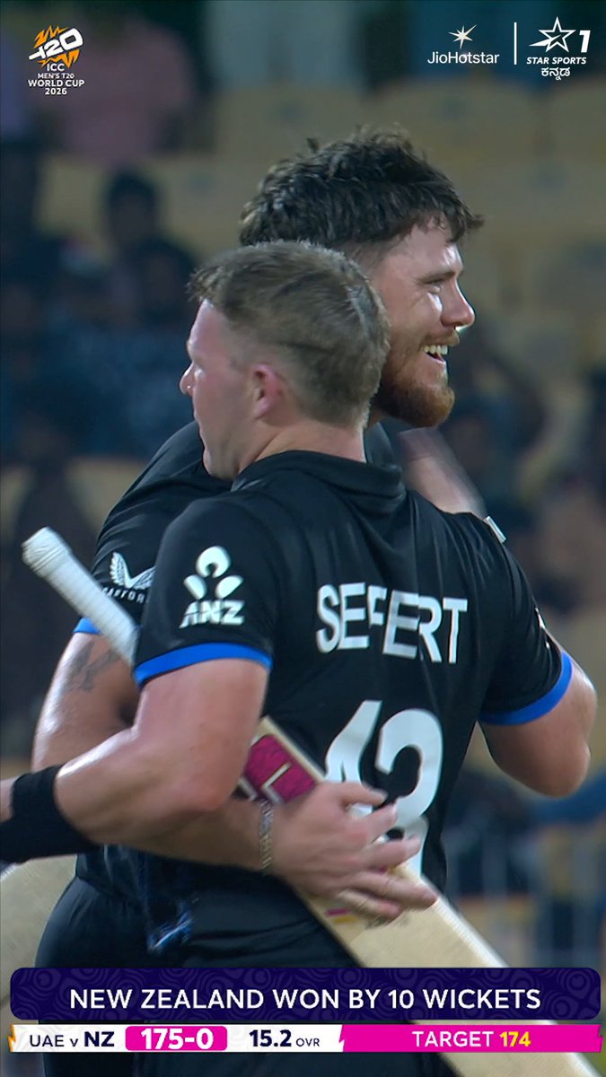 A STATEMENT BY KIWIS 🥶 - New Zealand chase down 174 runs in just 15.2 overs at Chepauk.