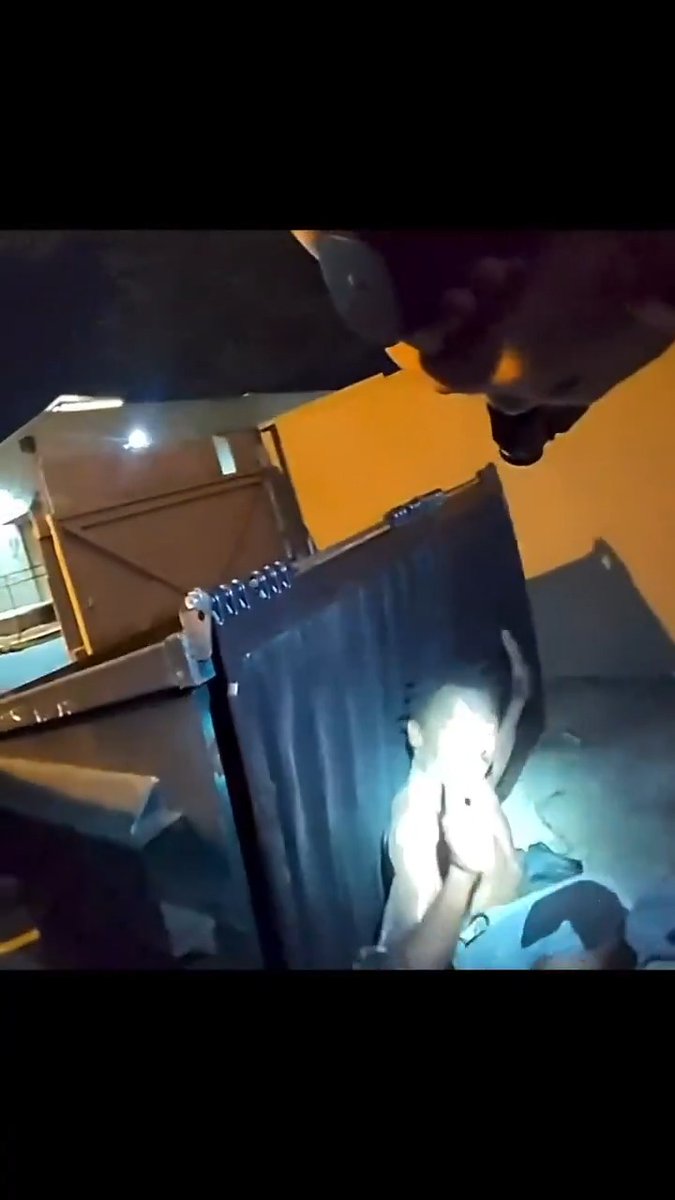 This genius, Kewarren Anderson, decided it would be a good idea to rob a Florida Taco Bell with a rock so he walked up to the drive through window, smashed it in, then demanded money. Since he only had a rock, employees laughed and called 911. As this video shows, when police arrived he attempted to hide behind a dumpster but was greeted by a police dog before being arrested. #CityLife #ocala #dumb #crime #TacoBell #dog #FAFO #tacos #florida #FloridaMan