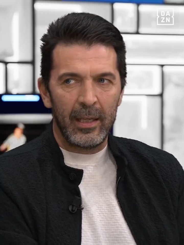 Pio Esposito porterà l'Italia ai Mondiali ➡️🇮🇹 Parola di Gianluigi Buffon 🗣️ Cult powered by eBay Live è disponibile sull'app di #DAZN