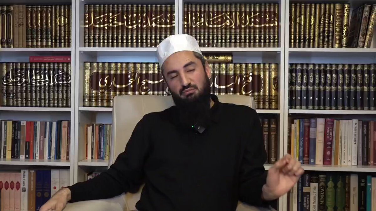 "Irkçılık yapan, babasının organını ısırsın" Hadisi