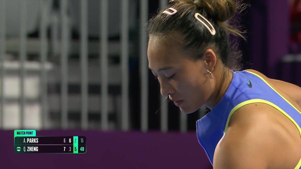 A battle under the Doha moonlight! Zheng fights back to defeat Parks and is into the next round in Doha. #QatarTotalEnergiesOpen
