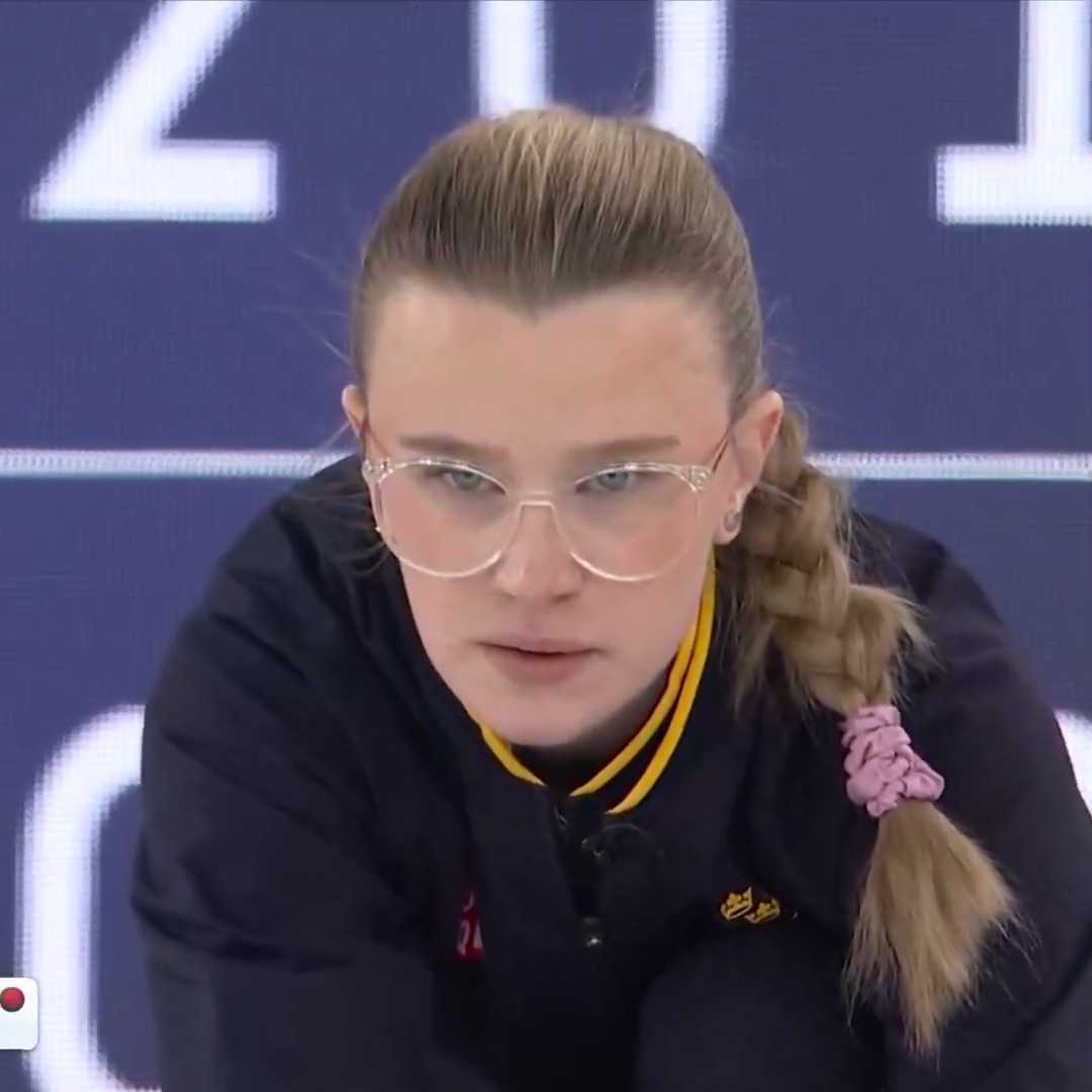Isabella Wranaa had one shot to win the Gold medal... and she delivered for Sweden. 🇸🇪 #WinterOlympics