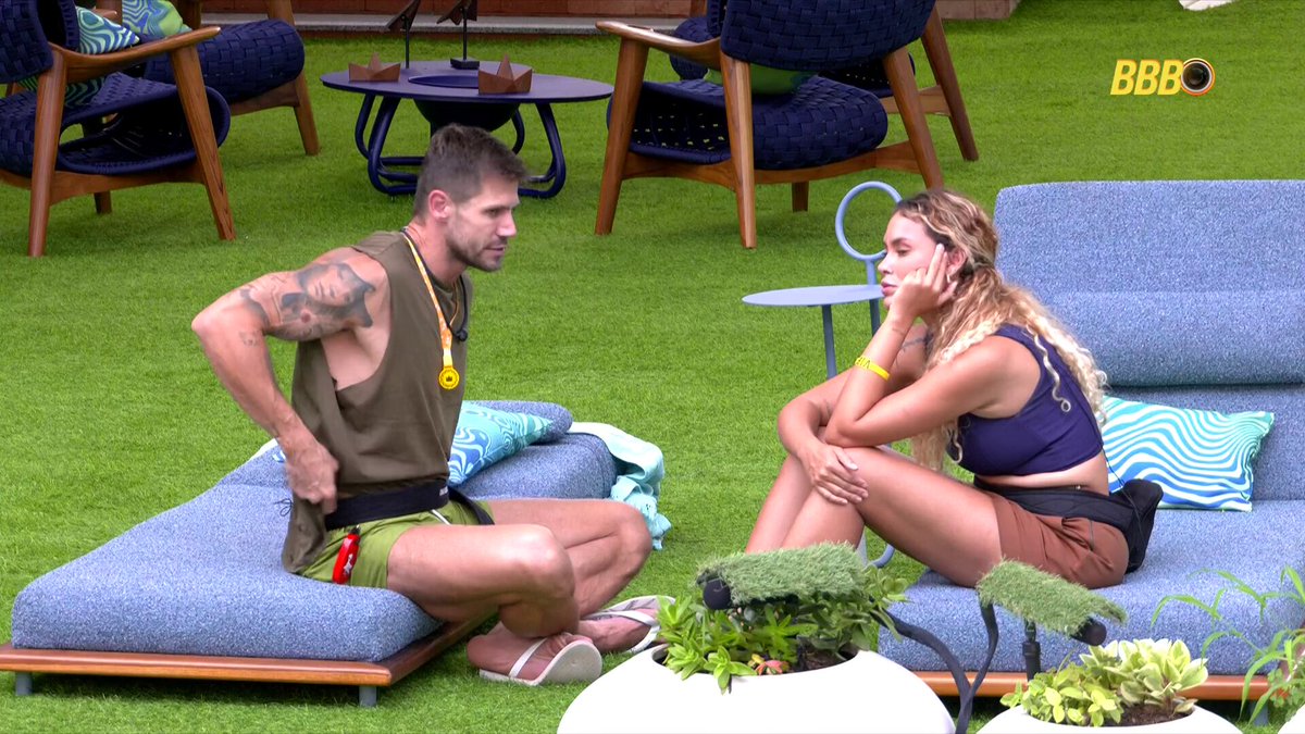 Sarah e Jonas conversam sobre resultado dos Paredões: "Ninguém da galera deles saiu" #BBB26