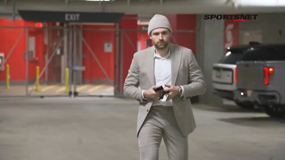 Talking fashion with the fellas 👔 Sportsnet | #LetsGoOilers