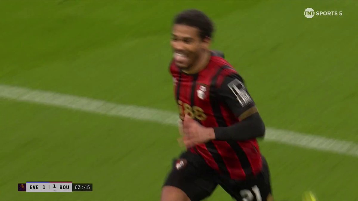 Sensational turnaround as Adli puts Bournemouth ahead 😮‍💨 TNT Sports &amp; discovery+ UK