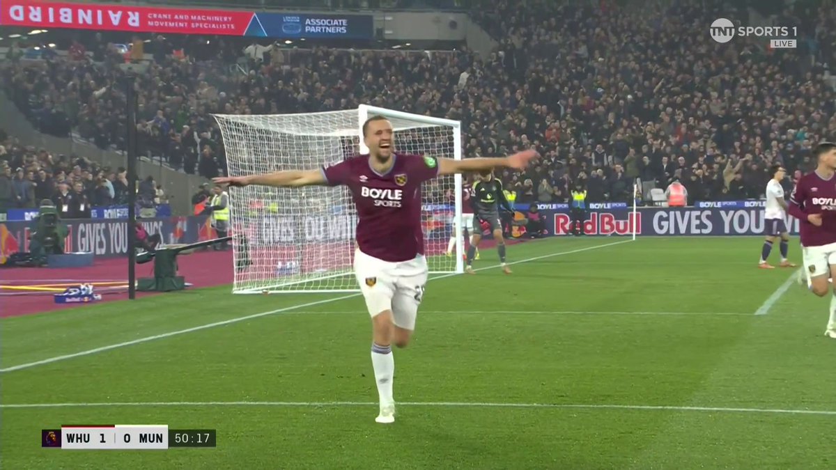 What a huge moment for West Ham United ⚒️ Tomás Soucek cooly slots home Jarrod Bowen's cross and the Hammers take the lead! TNT Sports &amp; discovery+ UK