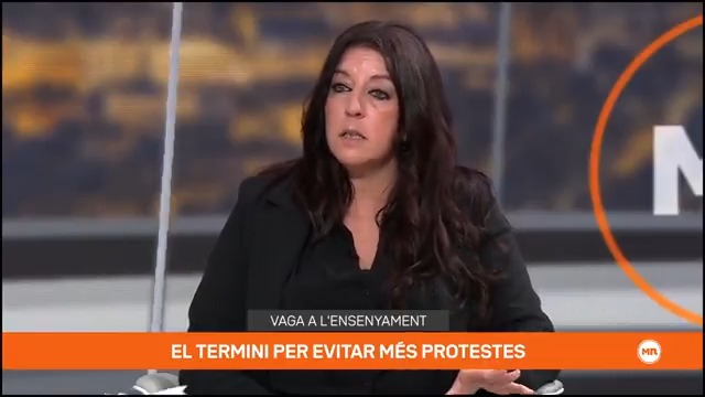 "Demanem una negociació real, la pilota la té el Departament d'Educació." Amb la vaga convocada aquest dimecres en l'ensenyament, Lorena Martínez (UGT) i Ester Vila (CCOO) reclamen al govern millores educatives i un increment dels salaris #MésNit3Cat