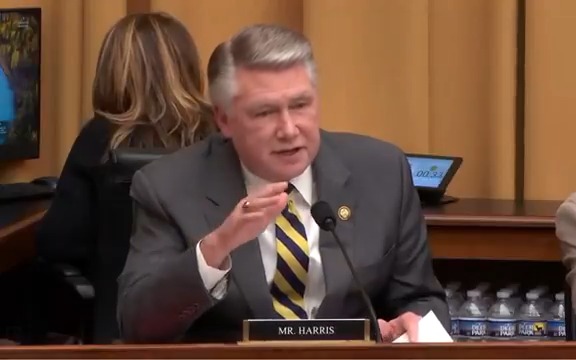 Much of Sharia law involves violating constitutionally protected freedoms. If a religion violates the United States Constitution, then it does not belong in the United States. Get Sharia Law out of my country. House Judiciary GOP 🇺🇸🇺🇸🇺🇸