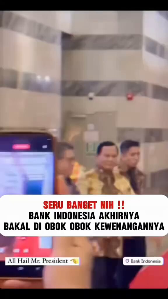 Kecurigaan akan diobok-oboknya Bank Indonesia itu wajar adanya jangan buru-buru mengatakannya itu sebagai tindakan provokatif, Bagaimana misalnya kalau tiba-tiba bi dipaksa mencetak uang? Apa ga makin rusak negri ini? BI selama ini sangat independen.. ( tapi liat saja KPK, MK, Kapsul... dll) Ntahlah..
