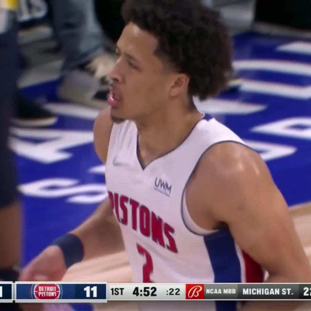 Cade Cunningham has really been the smoothest player itl since he debuted lol