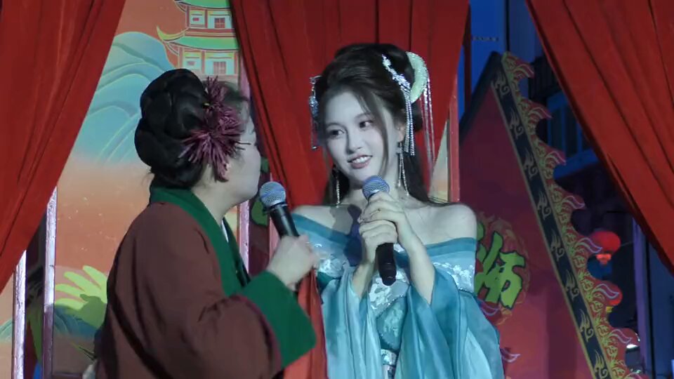 王婆说媒！哟～死鬼～快来喝茶呀！ 每晚听一遍，不听睡不着！ 把观众吊成翘嘴了！