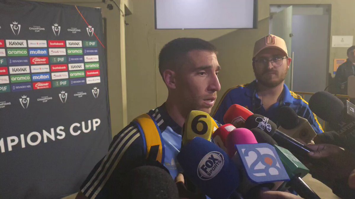 Gorri en apoyo a Brunetta, quien se le vio con lágrimas tras su cambio: “Es el jugador que tiene más calidad en el plantel, tiene el respaldo y la confianza de todos nosotros, no está entrando la pelota que él quiere, el nos llevó a la Final el torneo pasado"