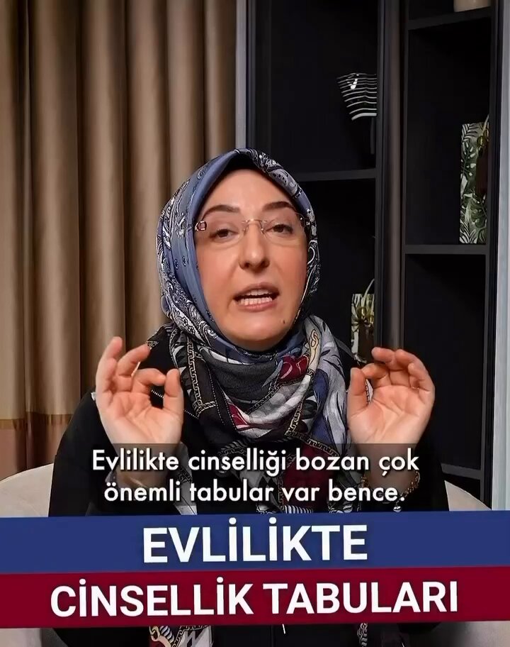 Aile terapisti İlknur Özhan: “Evlilikte cinselliği bozan çok önemli tabular var. Bunlardan biri ‘Evde çocuklar var.’ ‘Çocuk varken olmaz, ya kapıyı açarlarsa, ya ses giderse’. Veya odada ışık olması. Oysa cinsellik asli ihtiyaç. Kadınlar maalesef buralarda kendini çekiyor.”