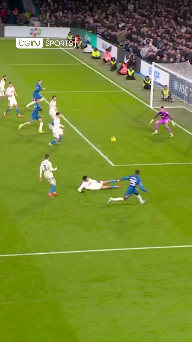 حتى بالمر نفسه كان مذهولاً... 😮🔵 @منشِن صديقك الذي يضيع مثل هذه الفرص! #الدوري_الإنجليزي | #تشلسي