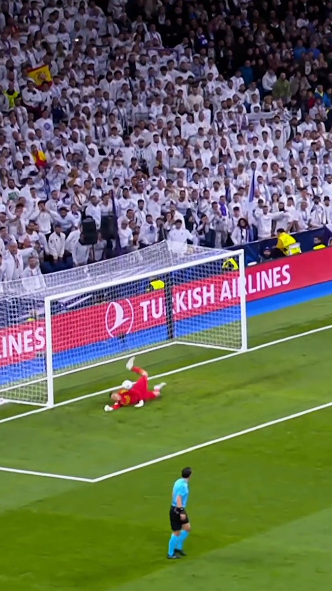 ¡Felicidades, Andrey Lunin! 🎉🎉 #UCL