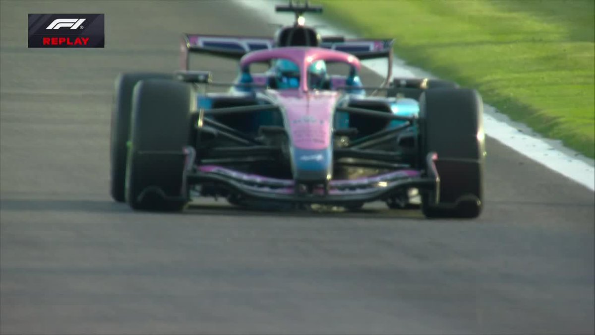 ASÍ FUNCIONA LA NUEVA AERODINÁMICA: así funciona en cada coche el alerón trasero y delantero, para tener menor resistencia al aire. Uno de los cambios para este 2026 en la Fórmula 1. 📺 Toda la temporada de #F1 por #DisneyPlus Plan Premium