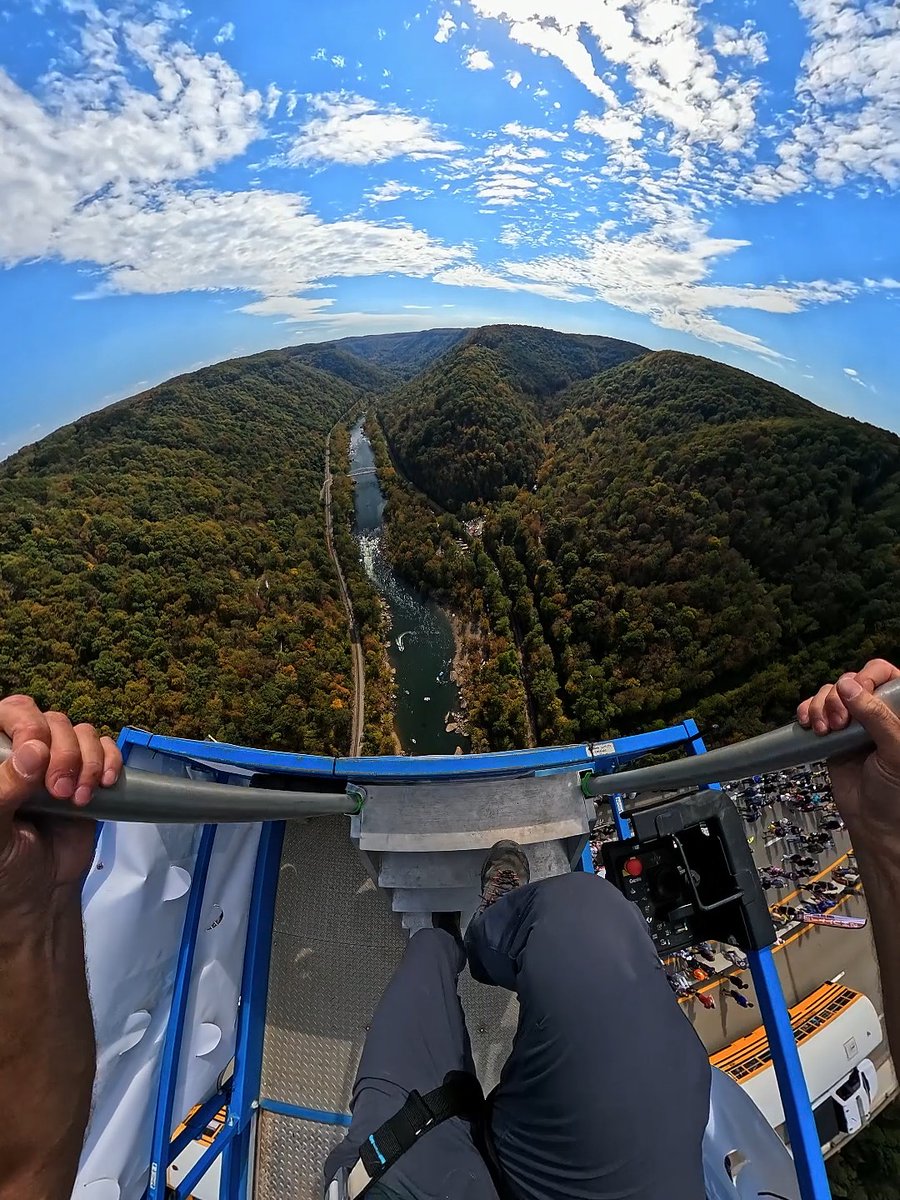 How to make an entrance 101 🪂 🎥 POV from Chris Finck's GoPro MAX2, the only True 8K 360 action camera. #GoPro #POV #BASE #BASEJumping