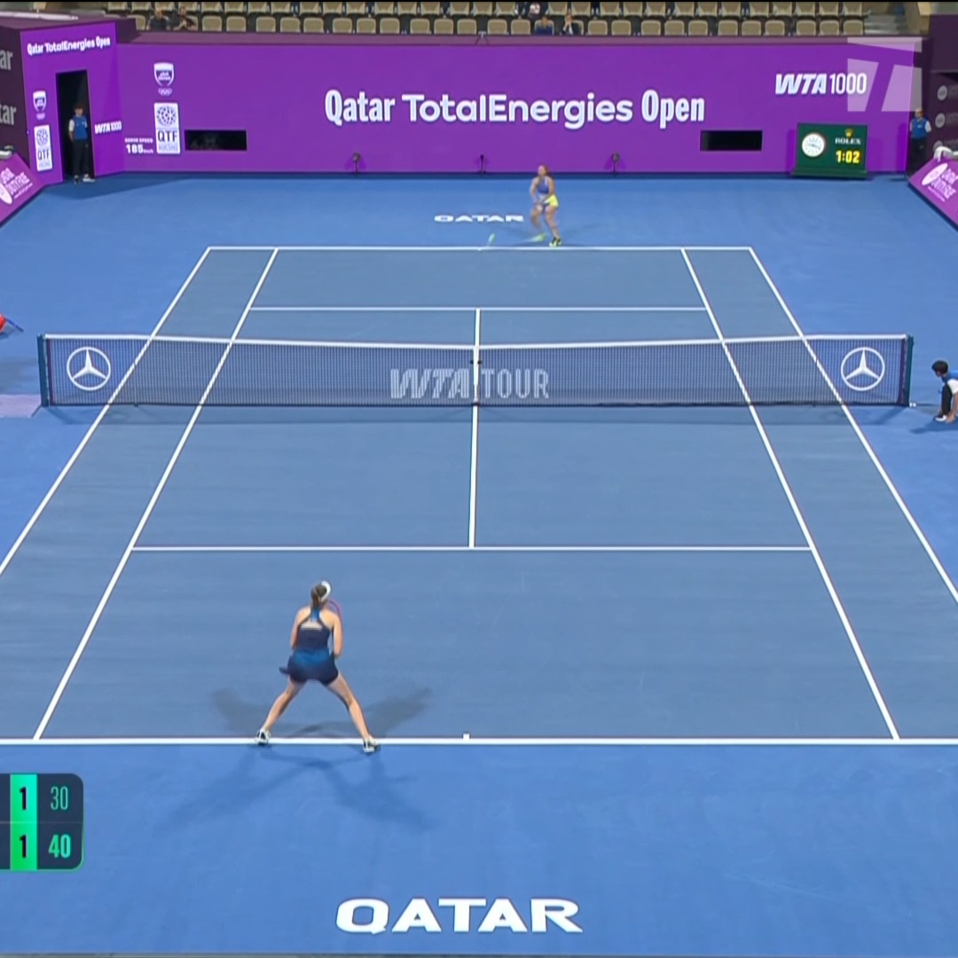 Zheng vs. Rybakina is delivering 😮‍💨 Stream it live on our App 🤳 #QatarTotalEnergiesOpen