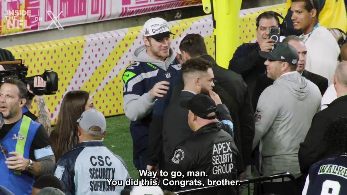 Chris Pratt was living every Seattle Seahawks fan's dream during Super Bowl LX ‼️ Chris Pratt Inside the NFL Super Bowl LX Mic'd Up on X