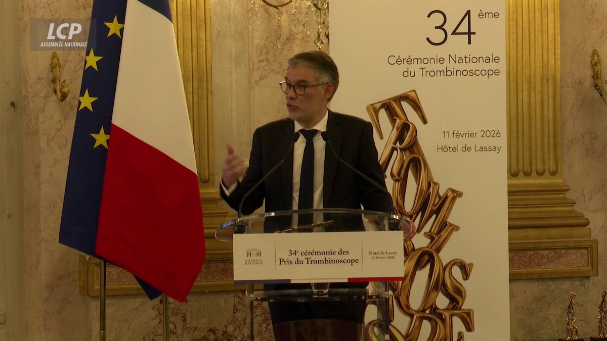 "Je ne considère que le rôle d'un député est de censurer chaque semaine un nouveau Premier ministre jusqu'au moment où l'on obtiendra enfin une dissolution", dit Olivier Faure, député de l'année. "La démocratie est fragile".#CérémonieduTrombinoscope Le Trombinoscope
