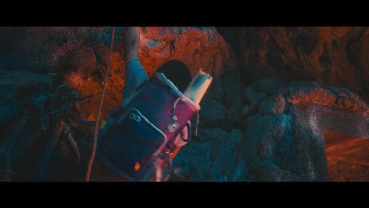 This scene has me fried why did they kill off the map like he was an actual character in this and not just a piece of paper 😭😭