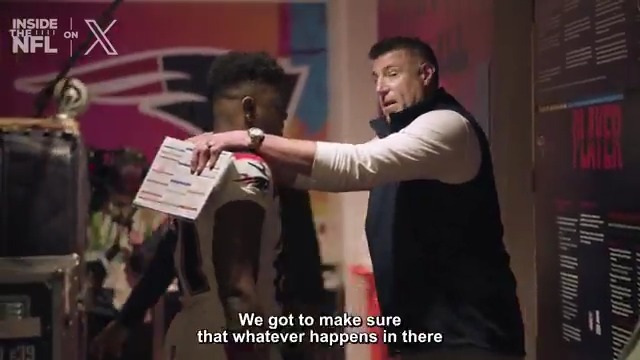 Even after the loss, Mike Vrabel waited outside the locker room for every one of his players, like he always does. ❤️ Inside the NFL Super Bowl LX Mic'd Up on X