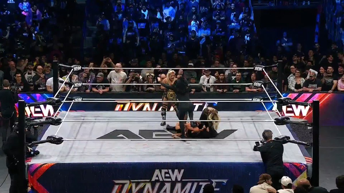 The Brawling Birds help even the odds against The Triangle of Madness! Watch the #AEWDynamite replay RIGHT NOW on @SportsOnMAX!
