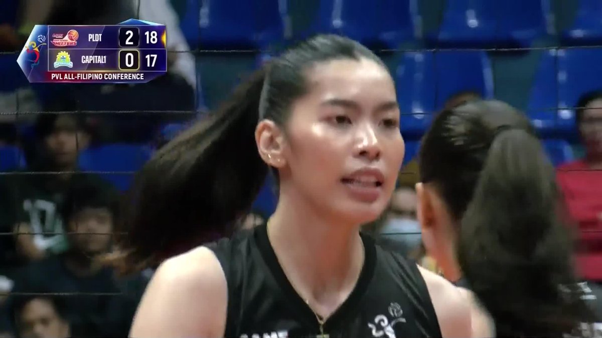 ALLE, NASA LANGIT NA BA AKO? ❤️‍🔥 Alleiah Malaluan injects instant energy and firepower off the bench, helping the PLDT High Speed Hitters stay in step with the Capital1 Solar Spikers in a tight third set of the 2026 PVL All-Filipino Conference! #PVL2026 #TheHeartofVolleyball