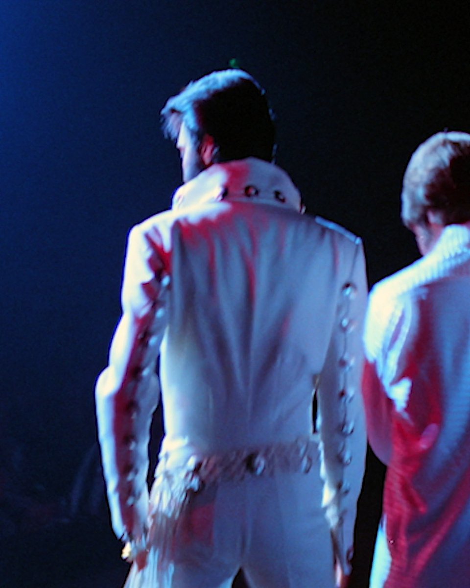 The King is back. Elvis returns to Cineworld screens in ONE WEEK, in Baz Luhrmann's EPiC: Elvis Presley in Concert 🎶 See it in IMAX, Feb 20. 🎟️