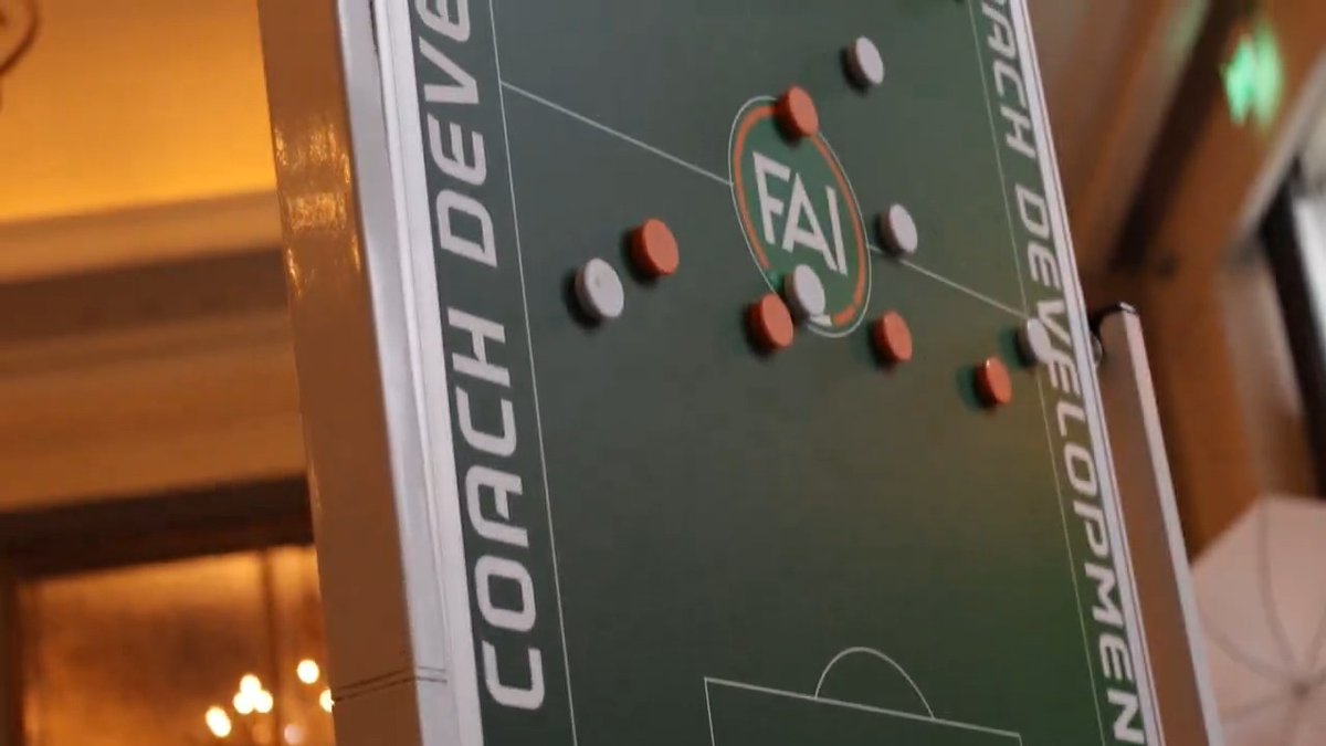 The FAI's 2025/26 UEFA Pro-Licence cohort kicked off block two of their course in Cork last week with the focus being on the ‘Player &amp; Team’ pillar ⚽️📚 Brilliant to also have Ireland Senior Men's &amp; Women's Head Coaches Carla Ward &amp; Heimir Hallgrímsson in attendance 🇮🇪🙌