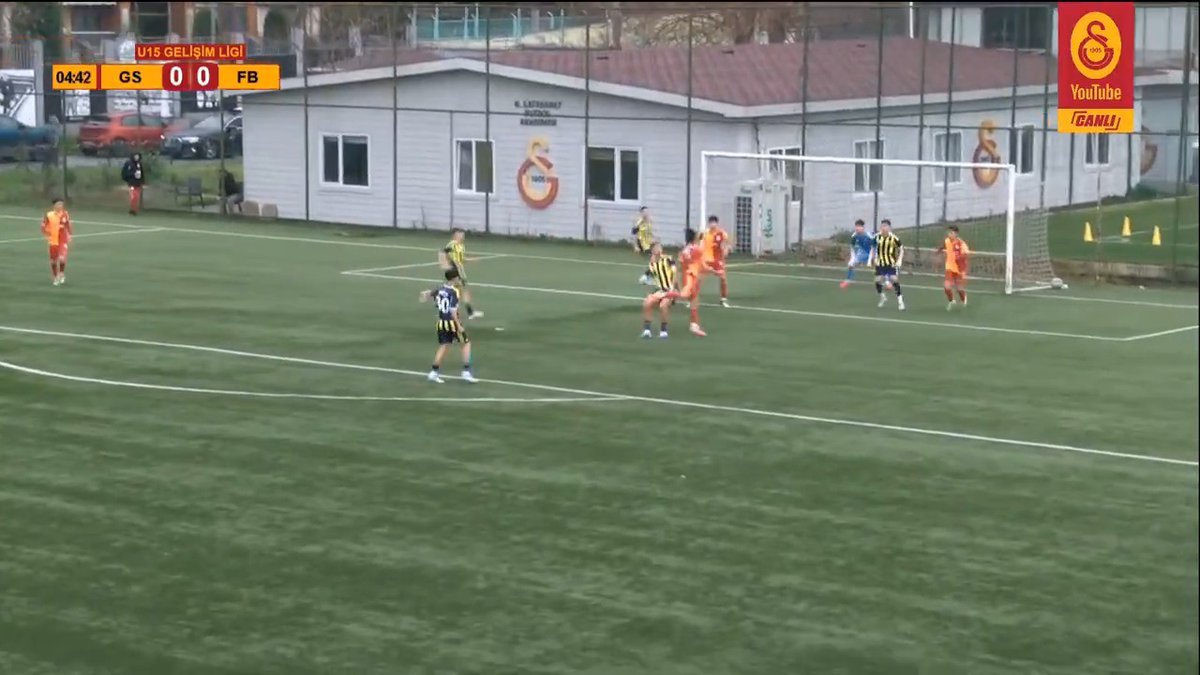 🦁⚽️ Galatasaray - Fenerbahçe U15 derbisinde Ahmet Eymen Gülşen'in attığı gol.